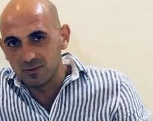 Bandiere a mezz’asta e campane a lutto. Domenica Voltaggio si stringe alla Calabria per l’ultimo saluto a Salvatore