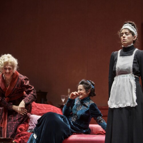 «Boston Marriage» mercoledì 5 aprile al Teatro Alfieri di Asti