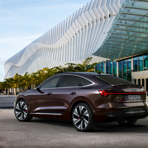 Audi Q8 e-tron e Audi Q8 e-tron Sportback anticipano il futuro. Test Drive da Audi Zentrum Alessandria