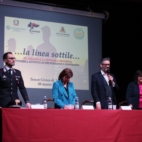 Oltre 300 partecipanti al convegno sul disagio e sulle devianze minorili al Teatro Civico di Tortona
