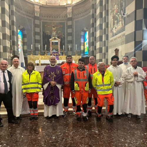 Al quartiere Cristo la messa dei volontari: presenti i militi di Castellazzo Soccorso