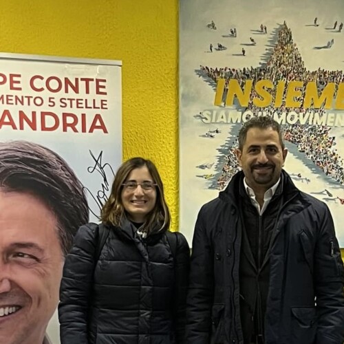 M5S Alessandria: “Facciamo decorare le panchine dei giardini della stazione ad associazioni e scuole”