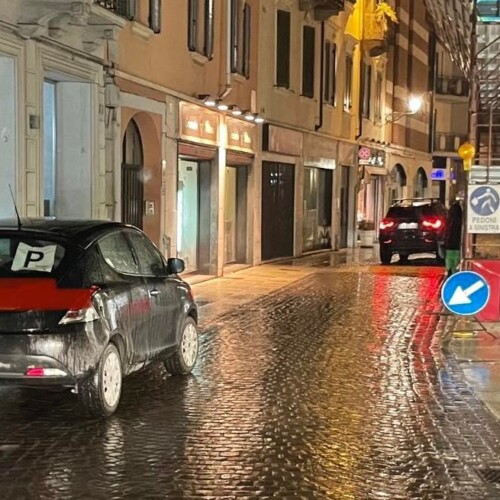 Altri casi di parcheggio selvaggio ad Alessandria segnalati in via S. Giacomo della Vittoria e via Merula