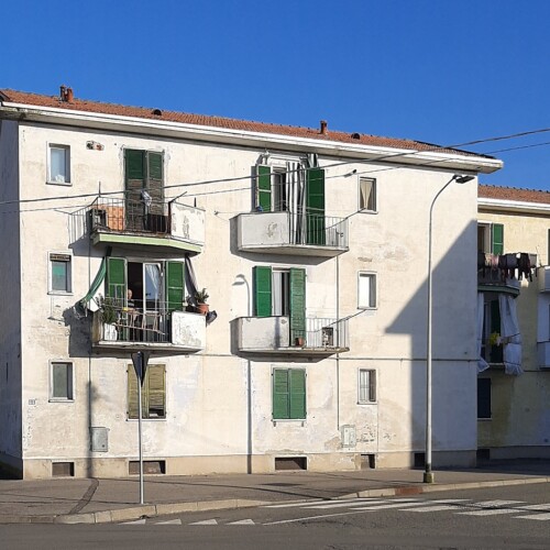 Quartiere Cristo, occupazione abusiva e danni in un alloggio comunale: il consigliere Bianchini esorta il sindaco