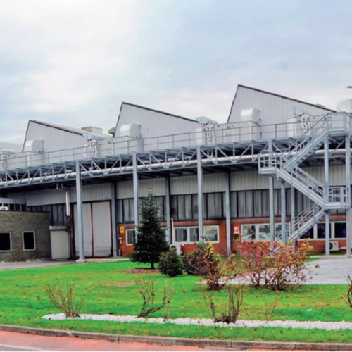 Lavoratrici della mensa ABB di Vittuone in sciopero per l’aumento delle ore lavorate