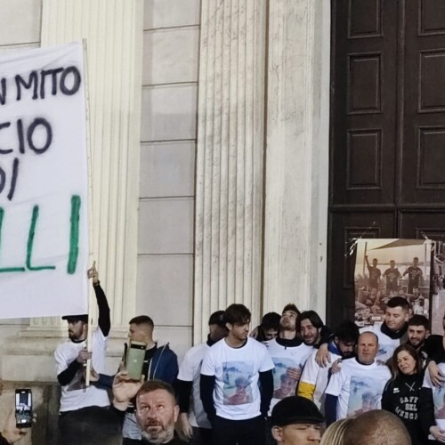 A Tortona il commosso saluto a Detar, vittima di un incidente: “Il tuo sorriso per sempre nei nostri cuori”