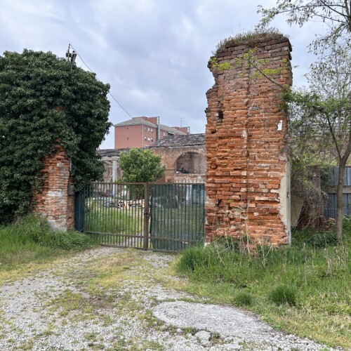 Cittadini e commercianti al Cristo: “Lidl spieghi come contribuirà a rendere più bello il quartiere”