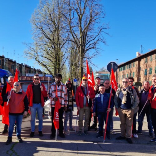 A Torino Cgil e Uil in piazza contro il nuovo codice degli appalti: la delegazione della Fillea provinciale