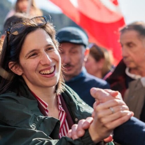 Elezioni a Vigevano, Elly Schlein in prima linea: “Vengo a trovarvi”