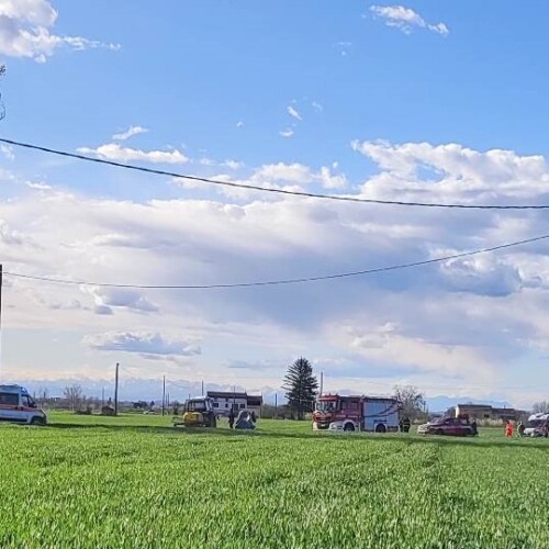 Incidente tra una moto e un trattore a Casal Cermelli: motociclista in gravi condizioni