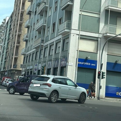Scontro tra due auto all’incrocio tra via Marengo e Spalto Gamondio