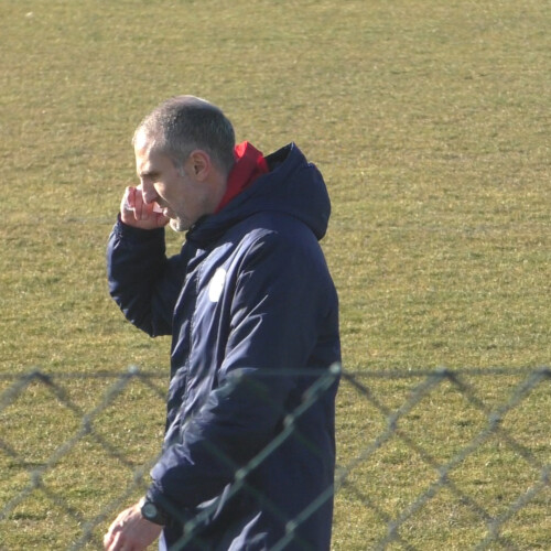 Tracollo dei Grigi a Olbia: sui social i tifosi invocano le dimissioni di mister Lauro e il ritorno di Rebuffi