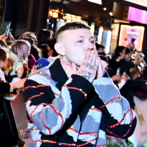 Lazza Over Tour: il giovane rapper sceglie Vigevano per la data zero
