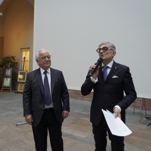 Asta benefica alla Fondazione CrAl: raccolti 31mila euro per un’auto elettrica destinata ai malati di leucemia
