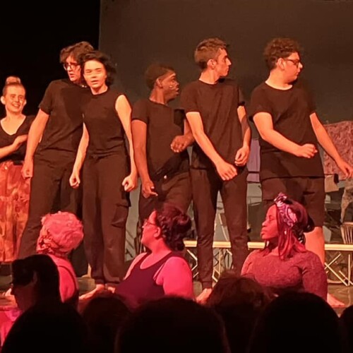 Il Teatro di e per la comunità riempie il San Francesco