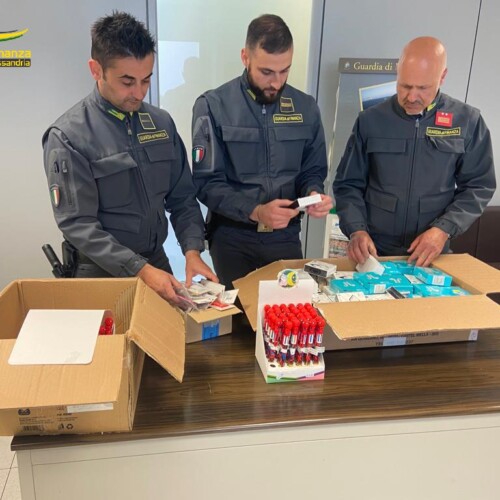 Guardia di Finanza di Tortona: sequestrati oltre 100mila articoli non sicuri e non a norma