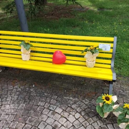 Ad Alessandria le associazioni potranno adottare le panchine e colorarle