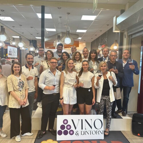 Un’estate piena di vino e cultura: ad Acqui parte “Vino & Dintorni”