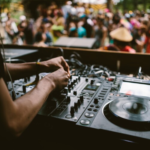 Il 24 giugno Alice Bel Colle ospita il dance party I Love Formentera