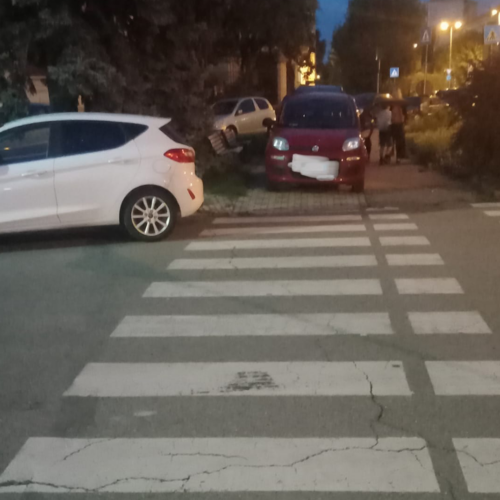 Parcheggi selvaggi: un problema continuo che riguarda tutti
