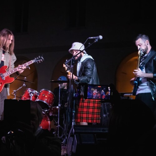 A Castelletto di Branduzzo il 24 giugno una festa d’inizio estate fra libri, cucina e musica dal vivo