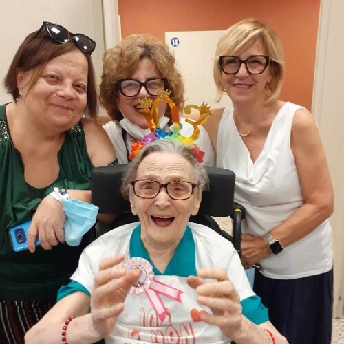 Alla casa di riposo di Felizzano la festa per i 103 anni della signora Giuseppina