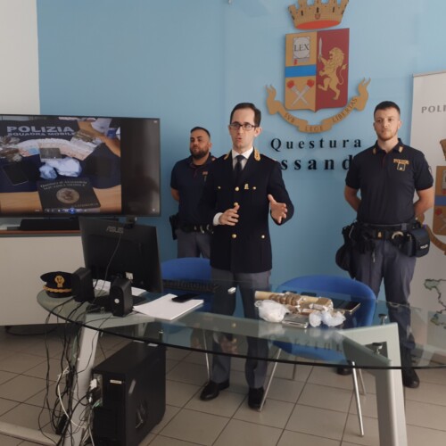 Spaccio di droga nel centro di Novi: in manette un 46enne 