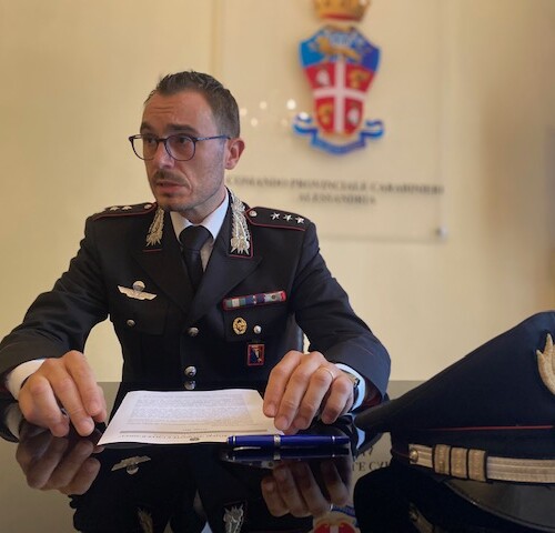 In manette un 28enne di Tortona. In un armadio teneva quasi un kg di hashish suddiviso per qualità