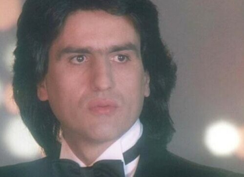 Dal sagrato la folla canta “L’italiano” e saluta Toto Cutugno