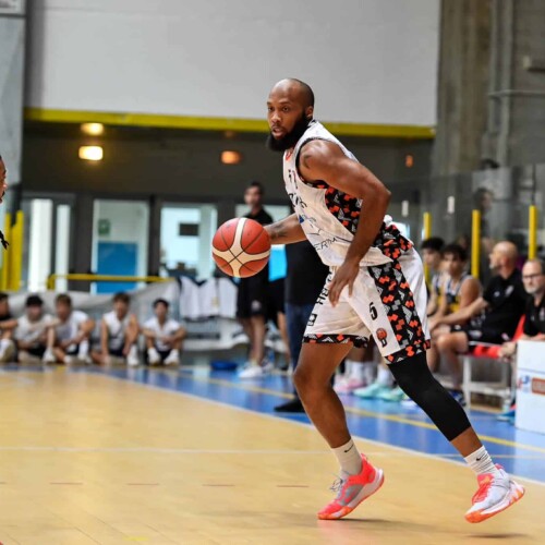 Derthona Basket: serata di prestigio a Vigevano con l’EA7 Olimpia Milano