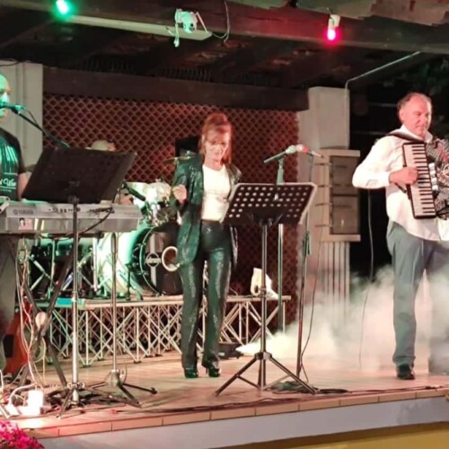 Il 10 settembre a Cabanette serata gastronomica e musicale: sul palco Enrico Cremon e Dina Manfred