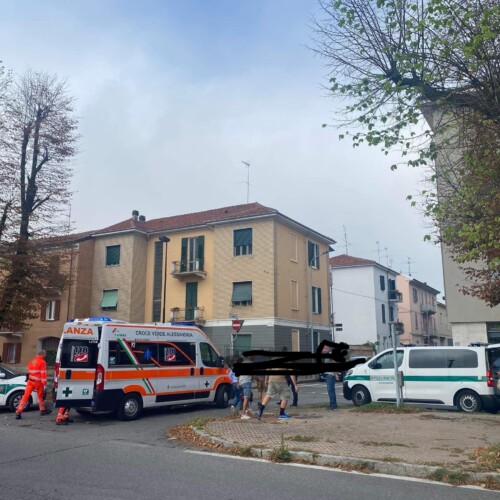 Auto contro scooter in viale Milite Ignoto ad Alessandria: code