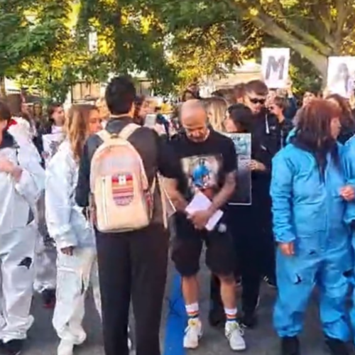Pavia, manifestazione delle associazioni animaliste contro Ats. Problemi per il traffico cittadino