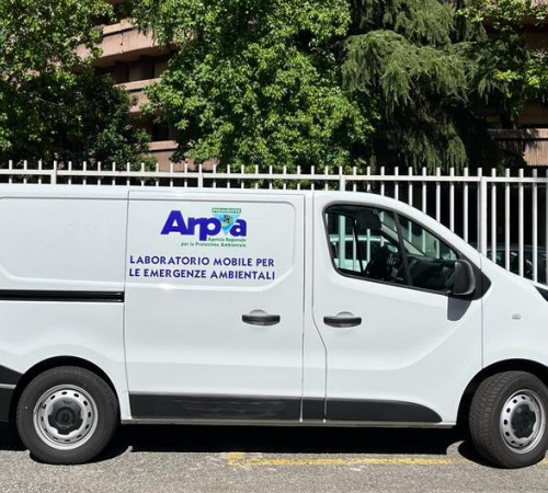 Arpa: nuovo laboratorio mobile per intervenire in modo tempestivo su incendi e inquinamento dell’aria