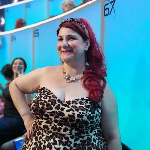 La cantante monferrina Selena Bricco ospite del quiz 100% Italia su Tv8