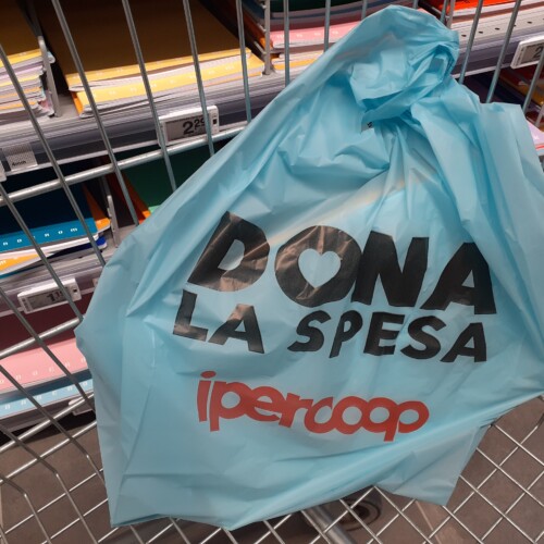 Al supermercato Coop raccolti oltre 250 chili di materiale scolastico per la Caritas Alessandria