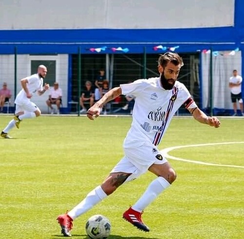 Calcio, colpo di scena: il bomber Gigi Russo firma per l’Arquatese