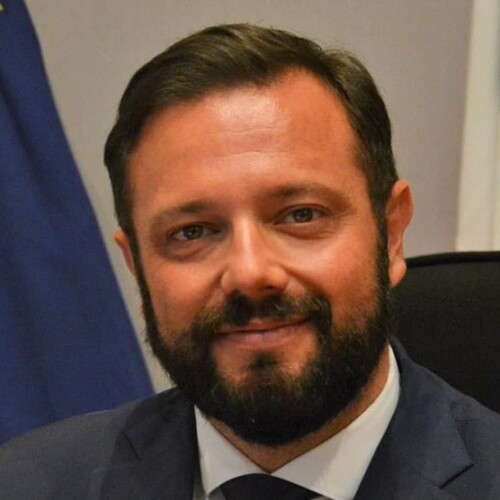 Emergenza Peronospora, Carloni (Lega): “Necessaria una deroga per poter vinificare”