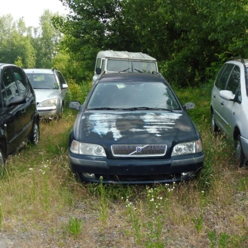 50 mezzi abbandonati tra Ovada e Rivalta Bormida: multati i proprietari