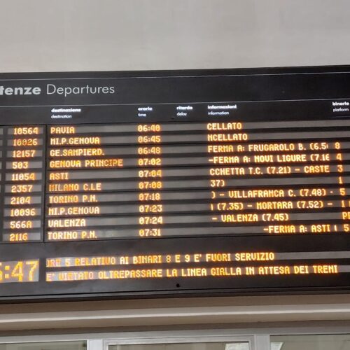 “Treno cancellato, ora basta”: la rabbia dei pendolari tra Alessandria e Trino