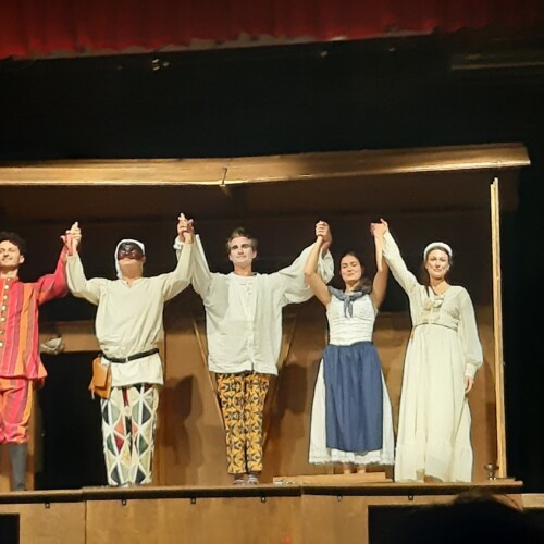La complessa semplicità di una “Commedia incompiuta” al Teatro San Francesco