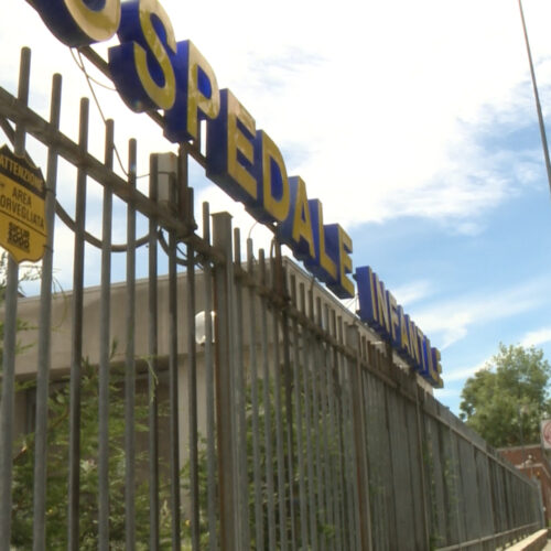 Ancora in carcere i genitori della bambina di 4 mesi ricoverata per maltrattamenti