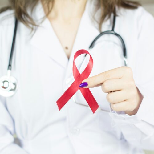 Giornata contro l’Aids. Venerdì screening gratuiti al mattino e serate informative nei locali di Alessandria