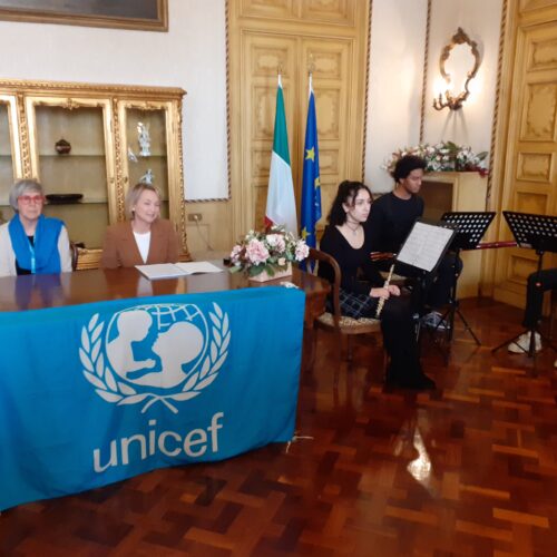 Giornata Internazionale Unicef: l’elenco dei negozi di Alessandria dove acquistare la Pigotta Sospesa
