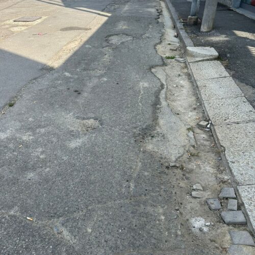 Segnalate profonde buche in via del Coniglio ad Alessandria. Assessore Serra: “Intervento a breve”