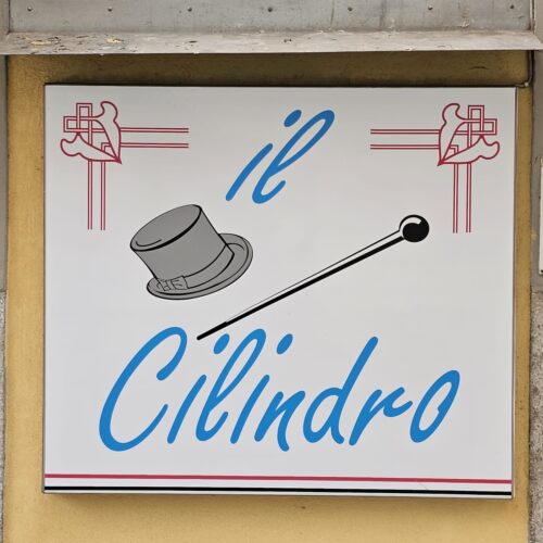 Un altro addio a una attività storica di Alessandria: a fine anno chiude “Il Cilindro”