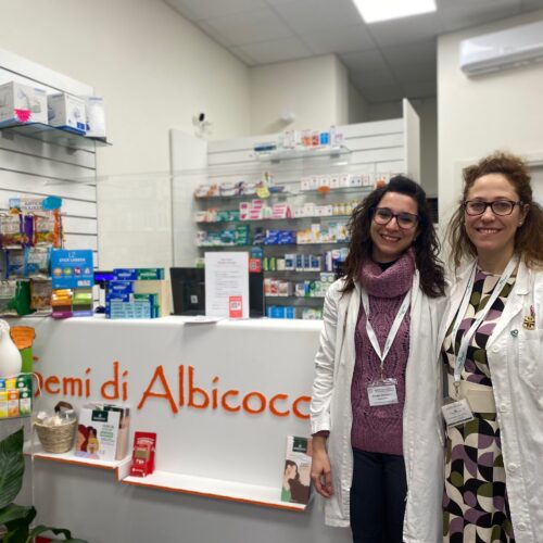 La parafarmacia “Semi di Albicocca” festeggia un anno e vi regala tre giorni di sconti sui prodotti natalizi