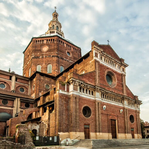 Appello per il Duomo di Pavia. “Servono fondi per pavimenti e cupola”