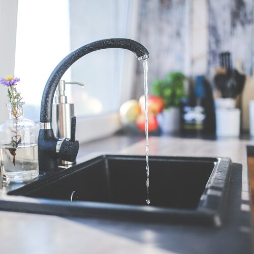 “A Spinetta la pressione dell’acqua cala dopo le 21”: Amag al lavoro per risolvere il problema