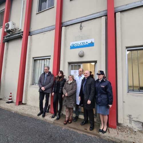 Operativo il posto di Polizia nell’ospedale di Voghera. La visita del Prefetto e del Questore di Pavia